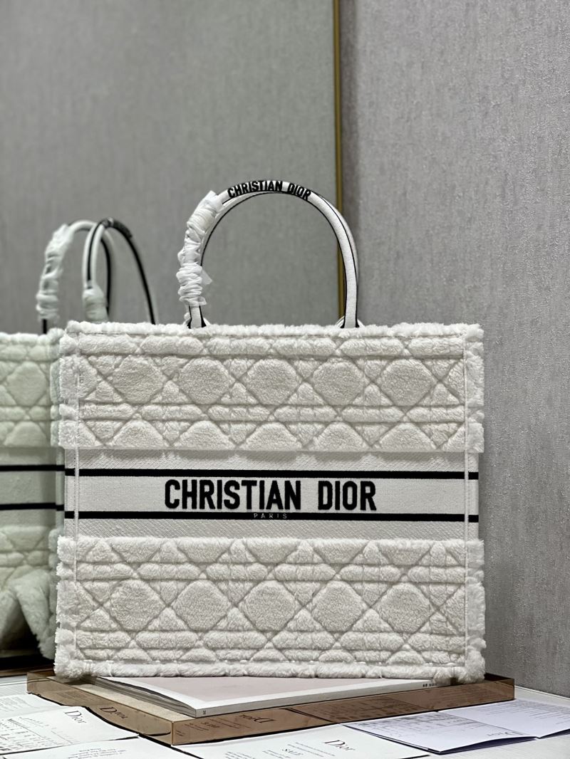 Christian Dior Shopping Bags